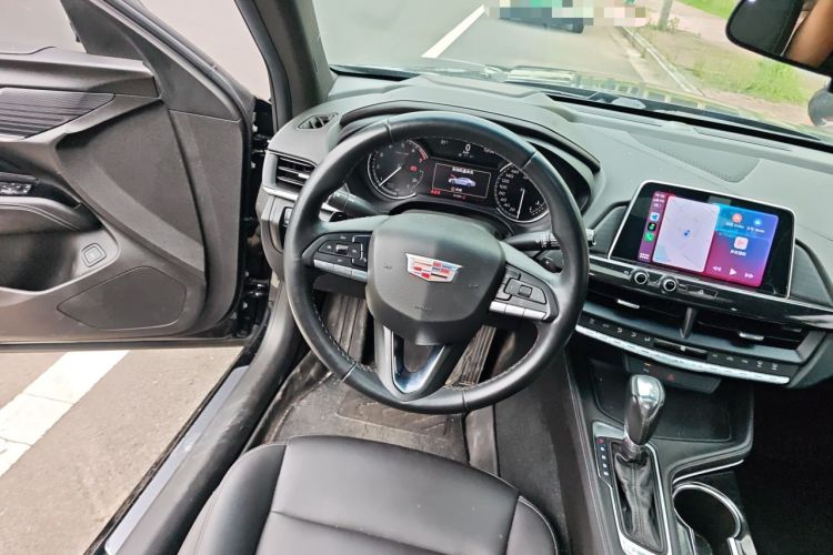 Used Cadillac CT4 2022 28T Fashion Edition Steering Wheel