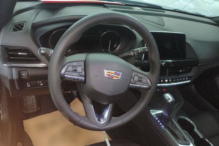 Used Cadillac CT4 2022 28T Fashion Edition Steering Wheel