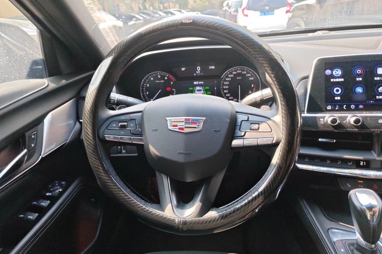 Used Cadillac CT4 2022 28T Luxury Edition Steering Wheel