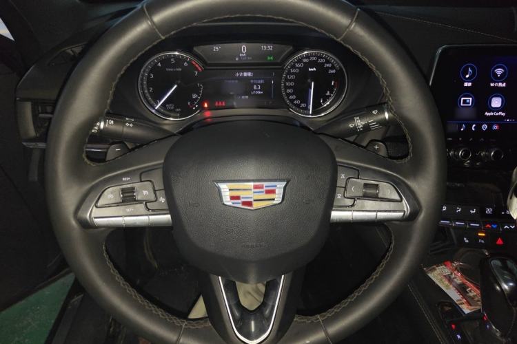 Used Cadillac CT4 2022 28T Luxury Edition Steering Wheel