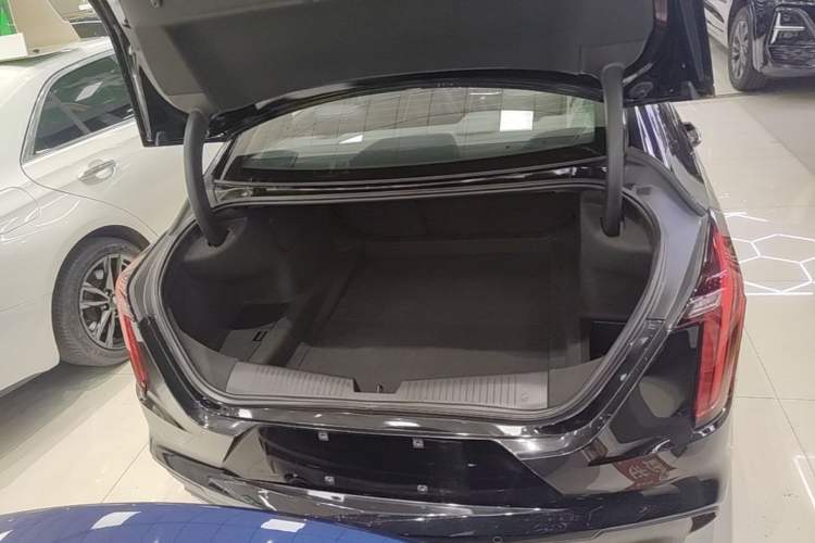 Used Cadillac CT4 2022 28T Luxury Edition Trunk