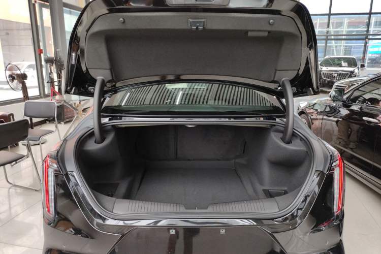 Used Cadillac CT4 2022 28T Fashion Edition Trunk