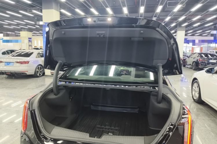 Used Cadillac CT4 2022 28T Fashion Edition Trunk