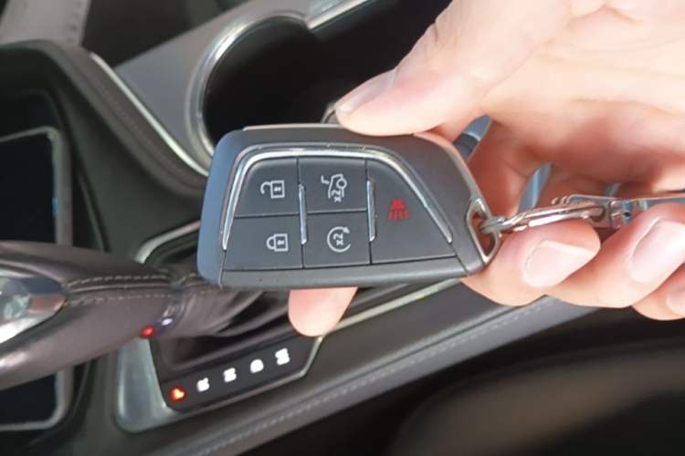 Used Cadillac CT4 2022 28T Luxury Edition Vehicle Key