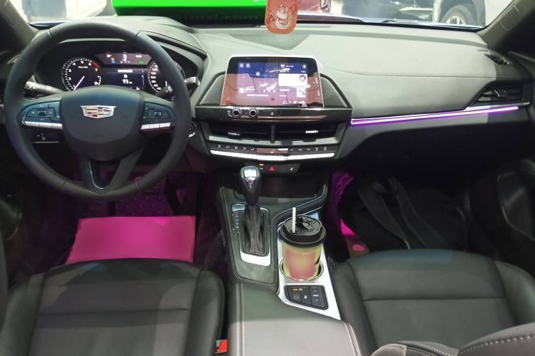 Used Cadillac CT4 2022 28T Luxury Edition Interior 2