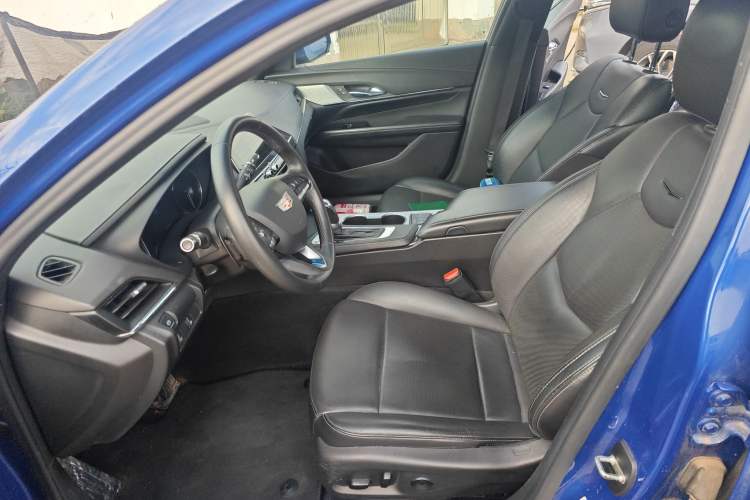 Used Cadillac CT4 2022 28T Luxury Edition Left Front Seat