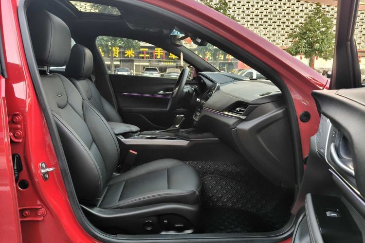 Used Cadillac CT4 2022 28T Luxury Edition Right Front Seat