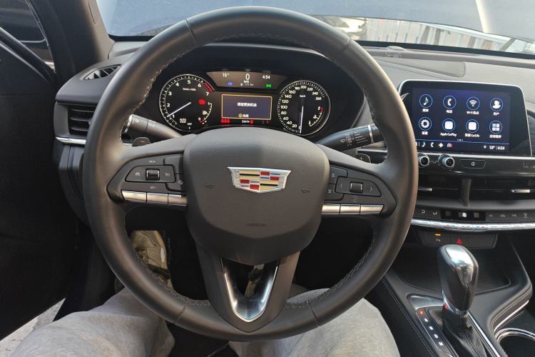 Used Cadillac CT4 2022 28T Fashion Edition Steering Wheel
