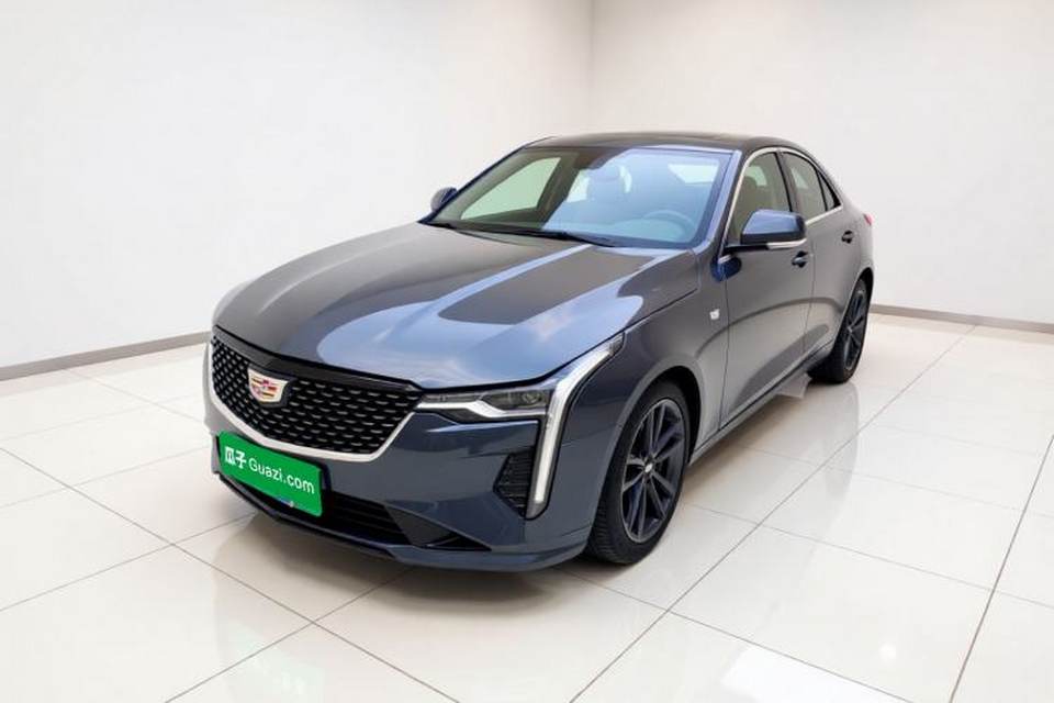 Cadillac CT4 2022