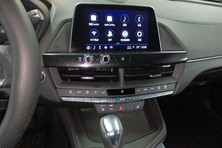 Used Cadillac CT4 2022 28T Luxury Edition Audio And AC Panel