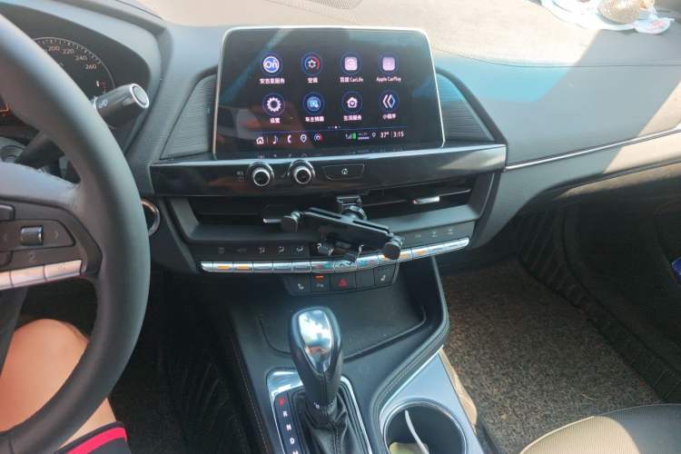 Used Cadillac CT4 2022 28T Luxury Edition Audio And AC Panel
