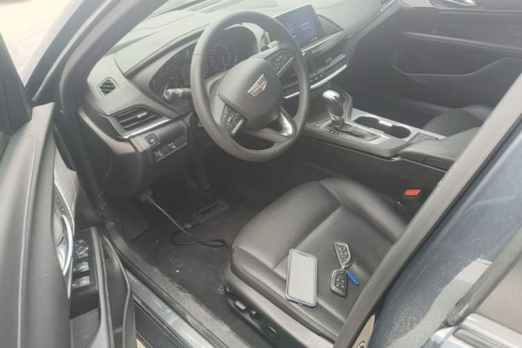 Used Cadillac CT4 2022 28T Luxury Edition Driver Seat
