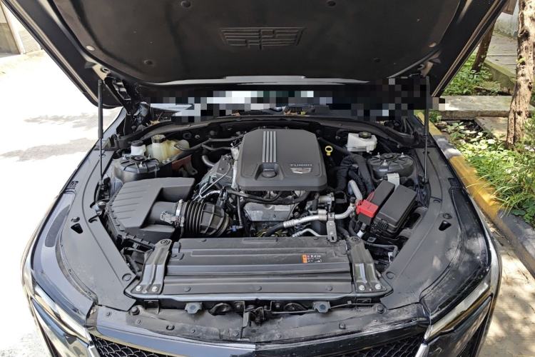Used Cadillac CT4 2022 28T Fashion Edition Engine Bay