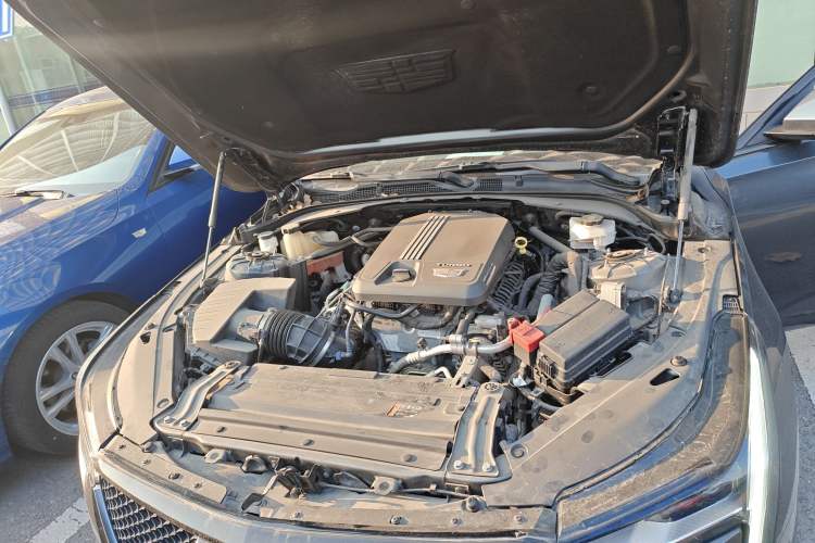 Used Cadillac CT4 2022 28T Fashion Edition Engine Bay