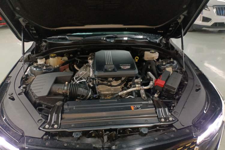 Used Cadillac CT4 2022 28T Luxury Edition Engine Bay