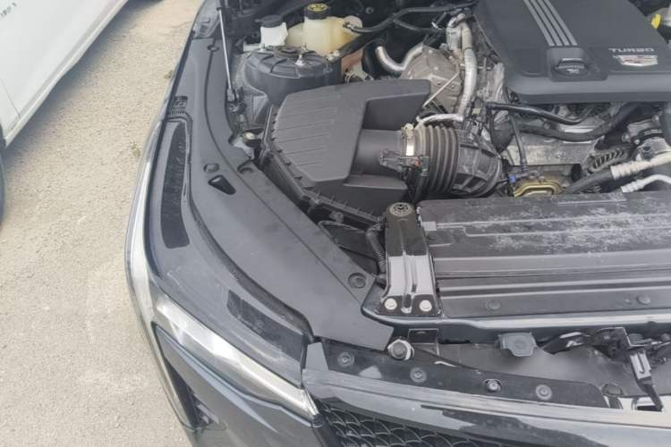 Used Cadillac CT4 2022 28T Luxury Edition Engine Bay Right