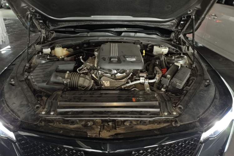 Used Cadillac CT4 2022 28T Luxury Edition Engine Bay