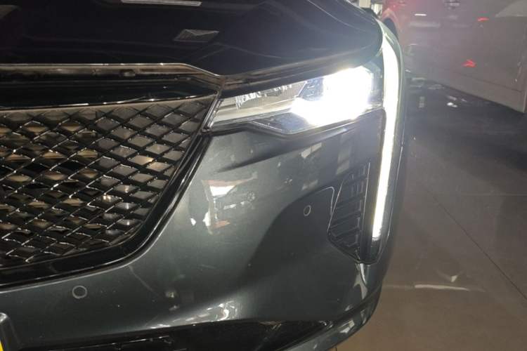 Used Cadillac CT4 2022 28T Luxury Edition Left Front Headlight