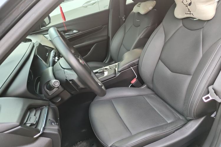 Used Cadillac CT4 2022 28T Luxury Edition Left Front Seat