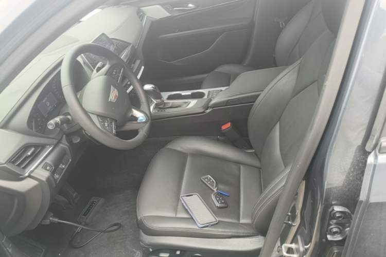 Used Cadillac CT4 2022 28T Luxury Edition Left Front Seat