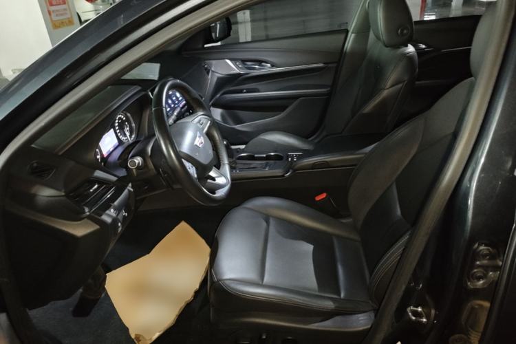 Used Cadillac CT4 2022 28T Luxury Edition Left Front Seat