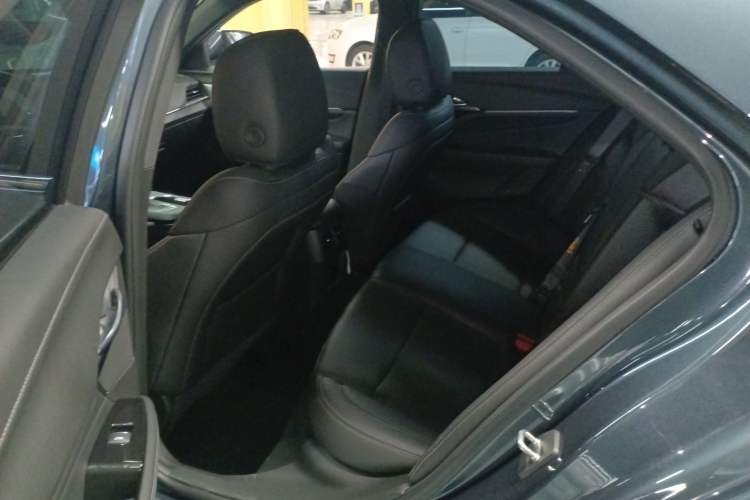 Used Cadillac CT4 2022 28T Luxury Edition Left Rear Seat