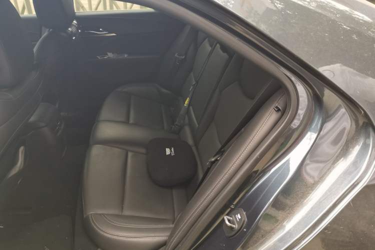 Used Cadillac CT4 2022 28T Luxury Edition Left Rear Seat