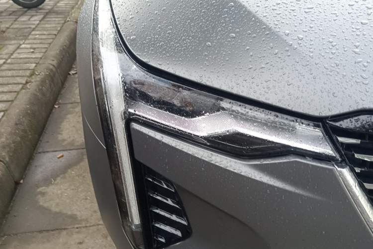 Used Cadillac CT4 2022 28T Luxury Edition Right Front Headlight
