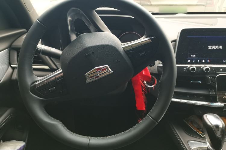 Used Cadillac CT4 2022 28T Luxury Edition Steering Wheel