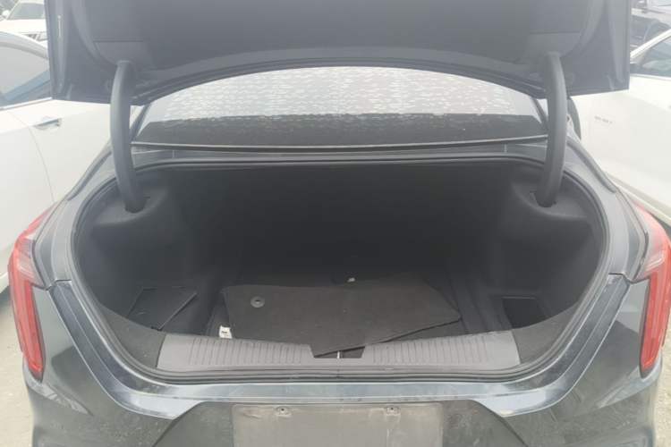 Used Cadillac CT4 2022 28T Luxury Edition Trunk