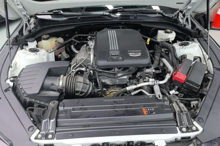 Used Cadillac CT4 2022 28T Luxury Edition Engine Bay