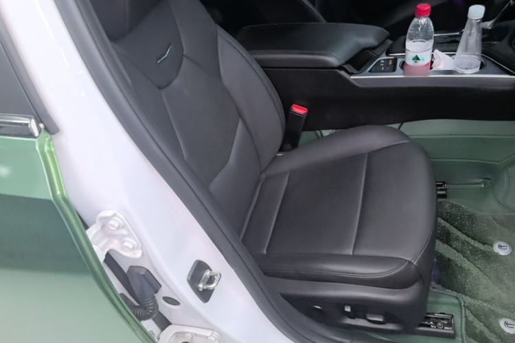 Used Cadillac CT4 2022 28T Luxury Edition Right Front Seat