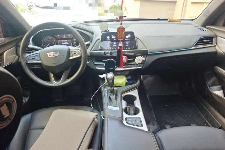 Used Cadillac CT4 2022 28T Luxury Edition Center Console