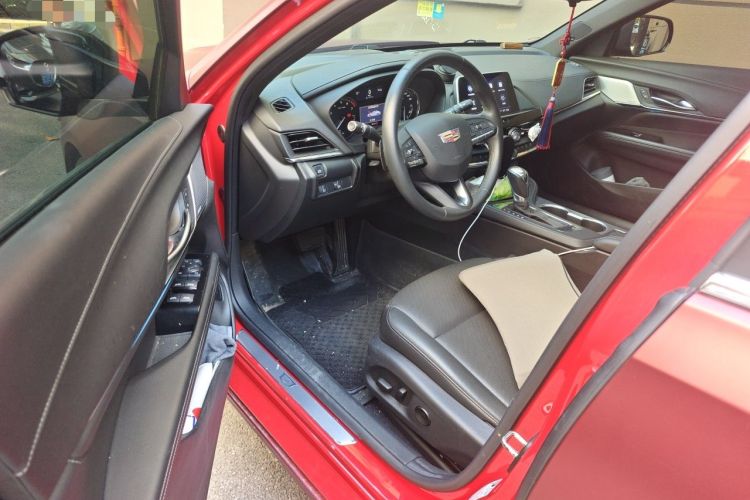 Used Cadillac CT4 2022 28T Luxury Edition Driver Seat