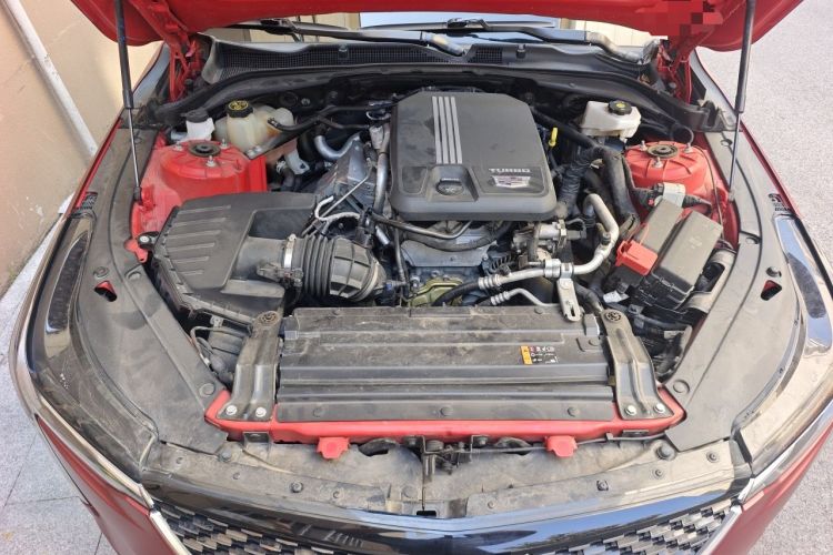 Used Cadillac CT4 2022 28T Luxury Edition Engine Bay