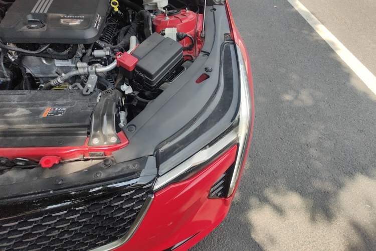 Used Cadillac CT4 2022 28T Luxury Edition Engine Bay Left