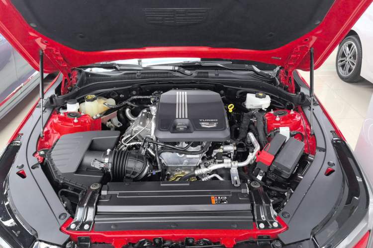 Used Cadillac CT4 2022 28T Luxury Edition Engine Bay