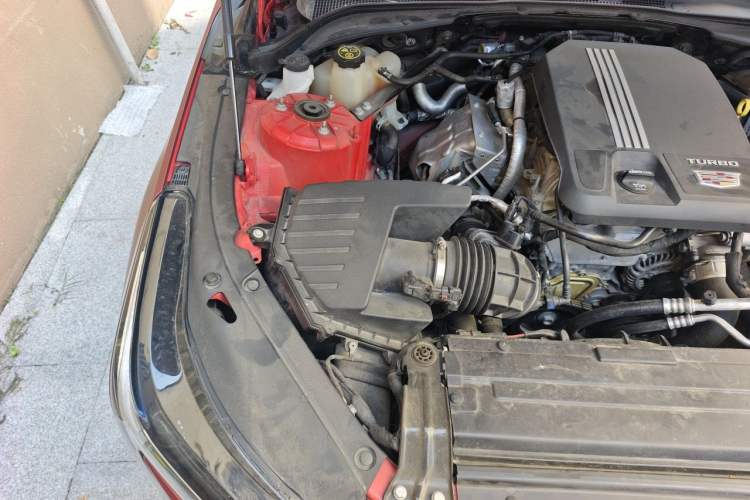 Used Cadillac CT4 2022 28T Luxury Edition Engine Bay Right