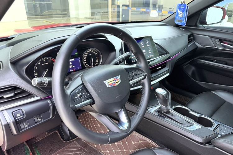 Used Cadillac CT4 2022 28T Fashion Edition Interior 1