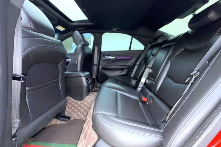 Used Cadillac CT4 2022 28T Fashion Edition Interior 3