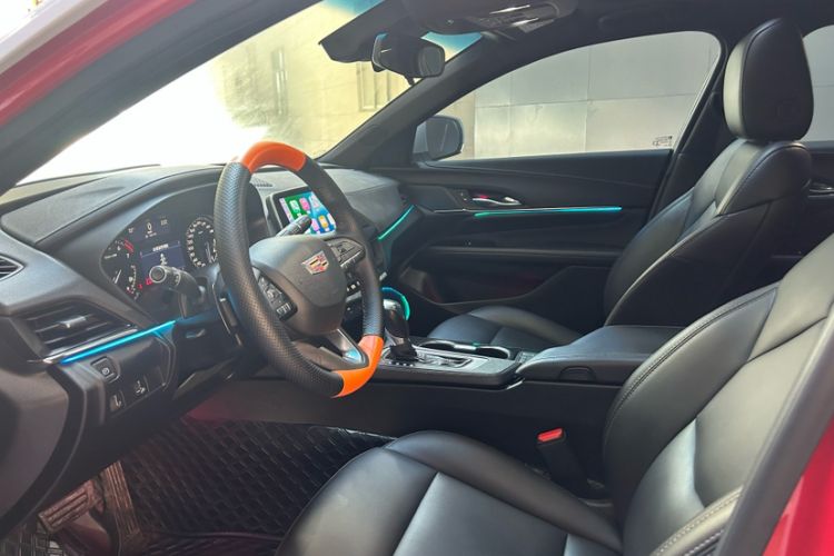 Used Cadillac CT4 2022 28T Fashion Edition Interior 4