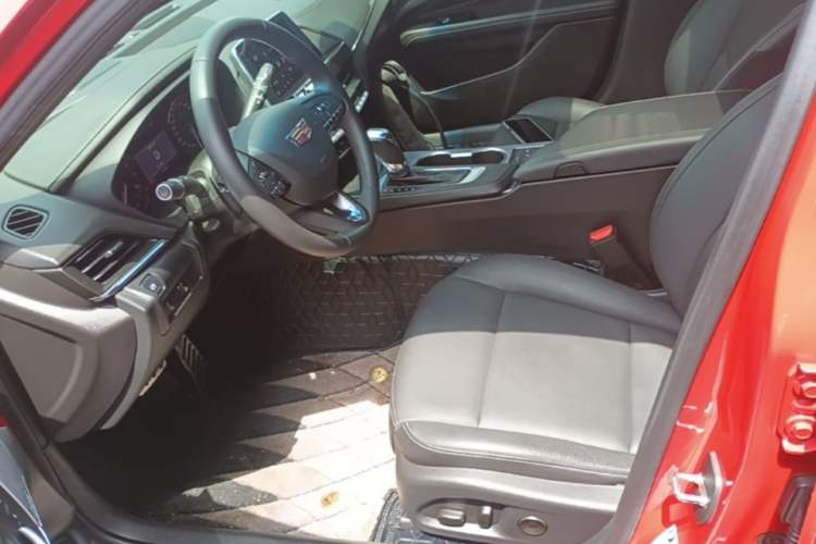 Used Cadillac CT4 2022 28T Luxury Edition Left Front Seat