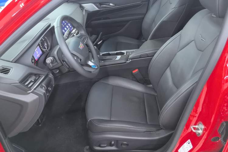 Used Cadillac CT4 2022 28T Luxury Edition Left Front Seat