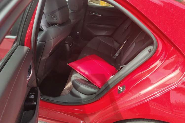 Used Cadillac CT4 2022 28T Luxury Edition Left Rear Seat