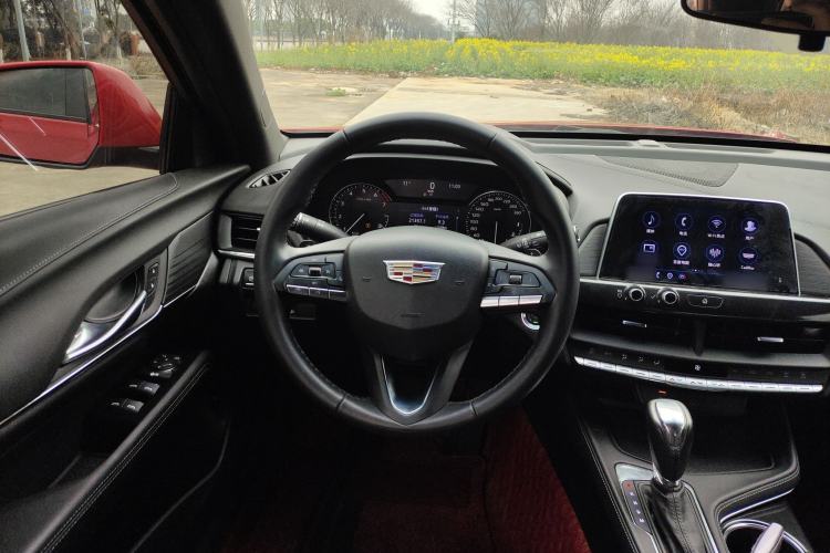 Used Cadillac CT4 2022 28T Fashion Edition Steering Wheel