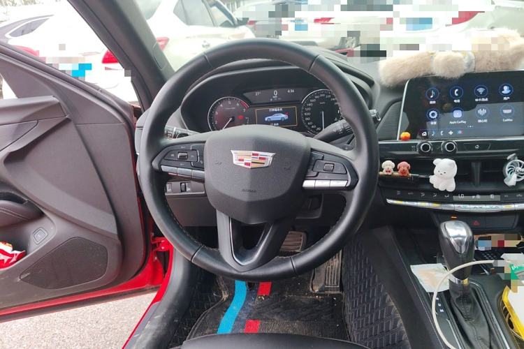 Used Cadillac CT4 2022 28T Fashion Edition Steering Wheel