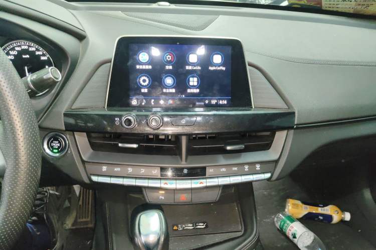 Used Cadillac CT4 2022 28T Prestige Edition Audio And AC Panel