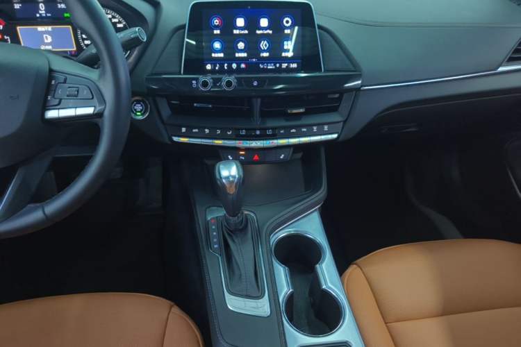 Used Cadillac CT4 2022 28T Luxury Edition Audio And AC Panel