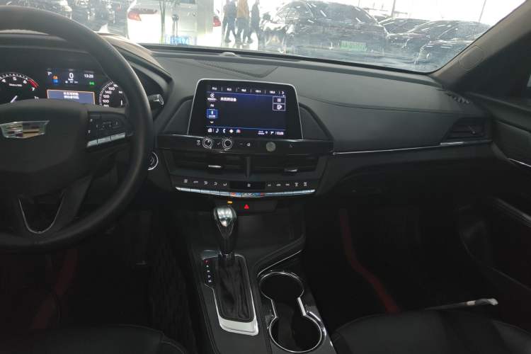Used Cadillac CT4 2022 28T Fashion Edition Audio And AC Panel