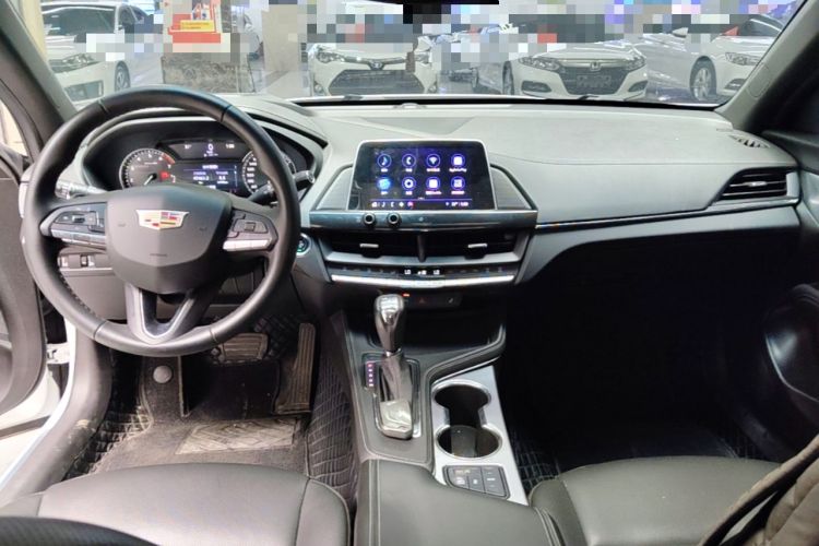 Used Cadillac CT4 2022 28T Luxury Edition Center Console
